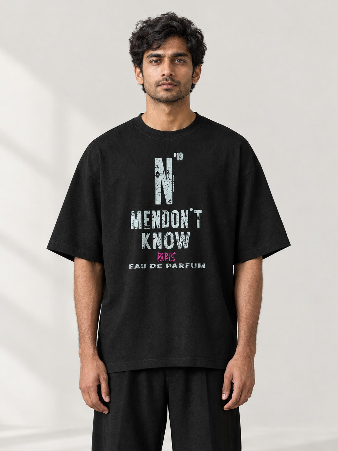 MDK Paris T on model